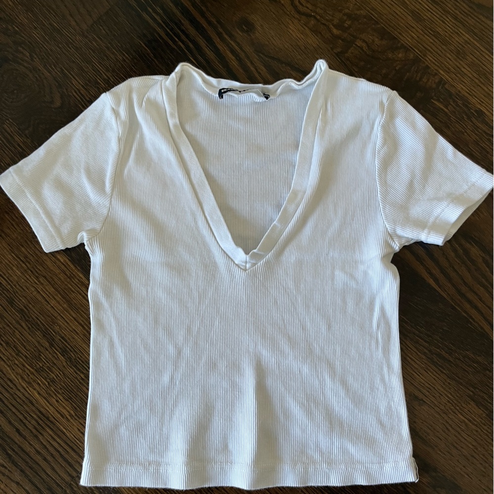 V neck cropped top